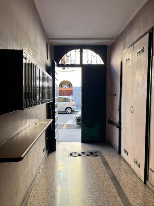 2-Bedroom Flat In The Heart Of Bergamo City Centre Exterior photo